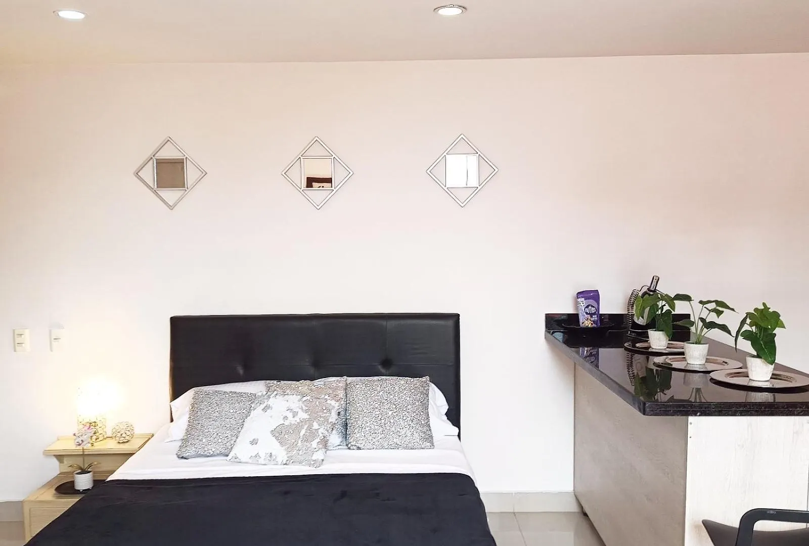 מדיין 207 Apartasuite Poblado 1 Hasta 5 Personas דירה