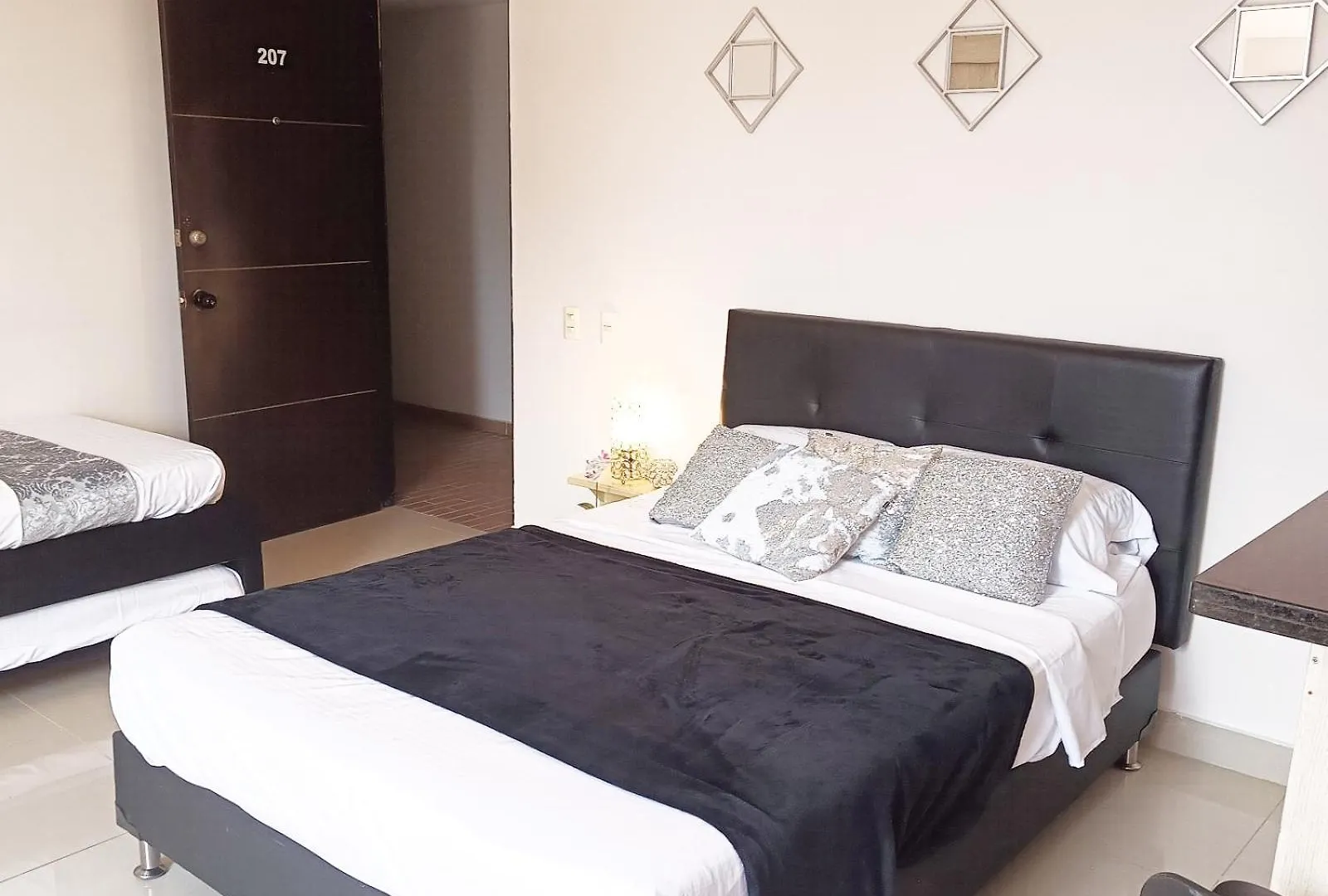 מדיין 207 Apartasuite Poblado 1 Hasta 5 Personas